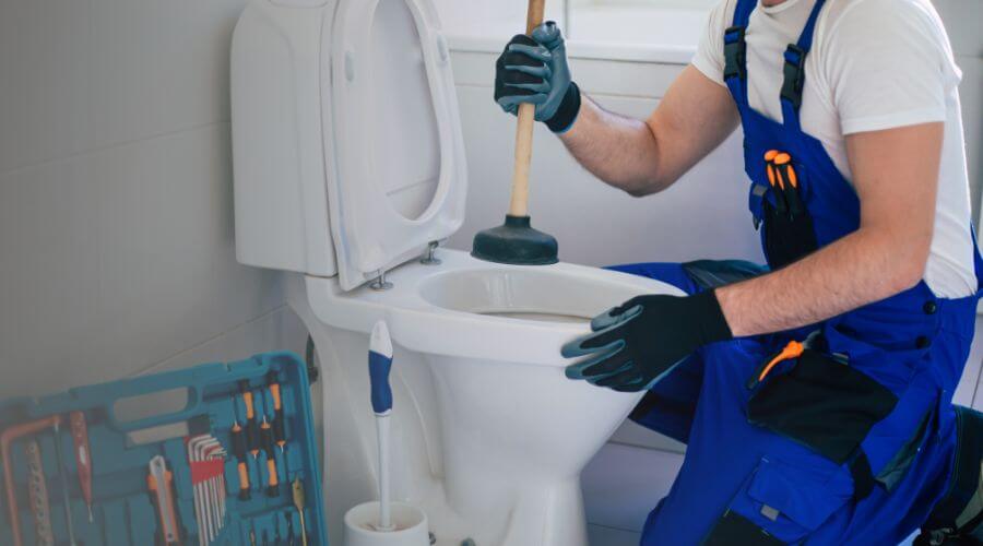 Professional emergency plumbing in Liscomb, IA